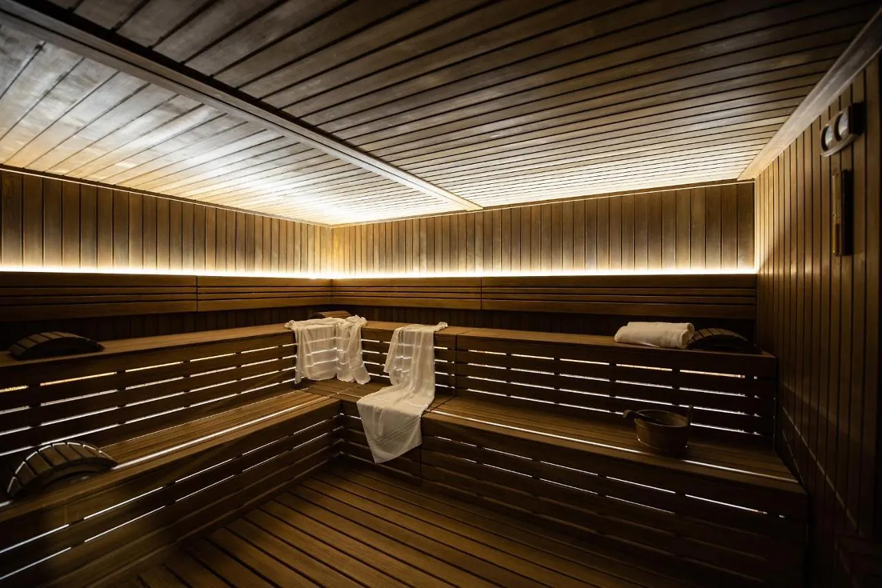 Gold Tower Lifestyle Hotel Naples